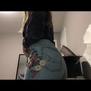 american eagle mom jeans
